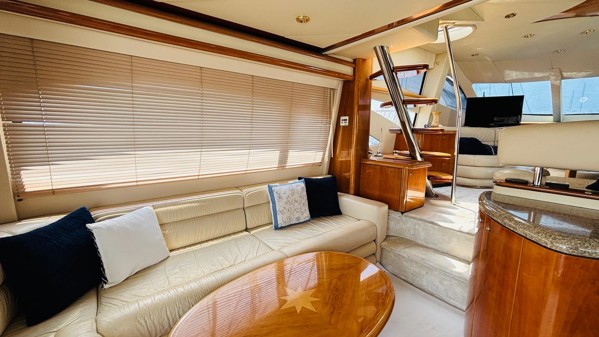 2000 SUNSEEKER MANHATTAN 64
