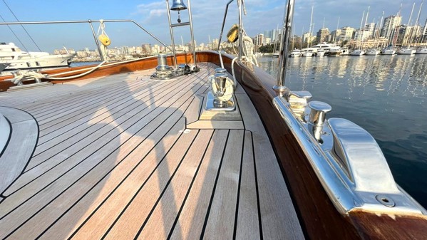 2009 TAKA YACHTS LOBSTER 18M