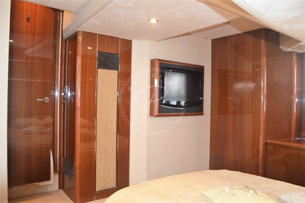 2008 PRINCESS 54
