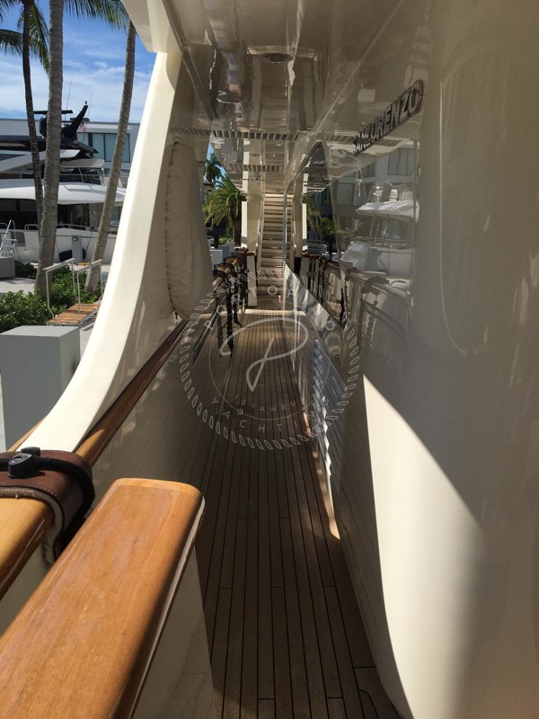 2010 SANLORENZO 37M