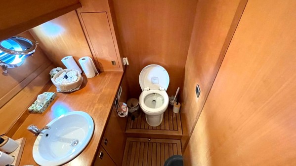2009 TAKA YACHTS LOBSTER 18M
