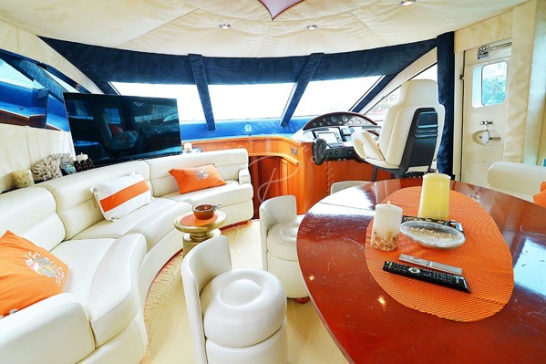 2006 SUNSEEKER MANHATTAN 63