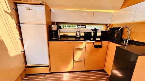 2016 BAVARIA SPORT 450