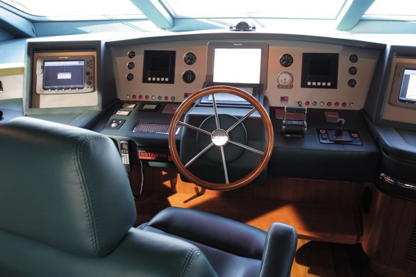 AZIMUT GRANDE 116