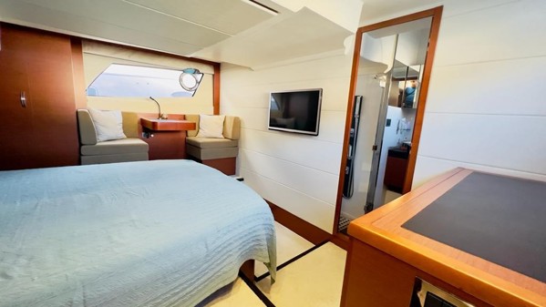 2014 PRESTIGE 500 FLY