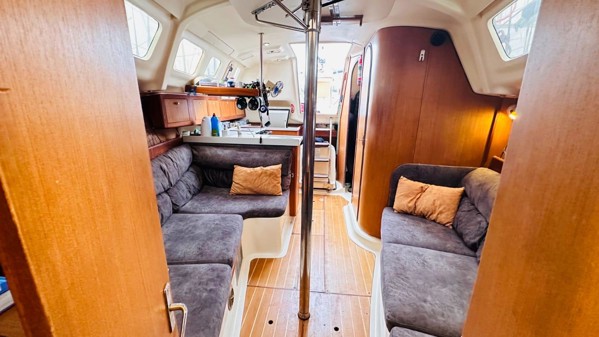 1998 HUNTER 310