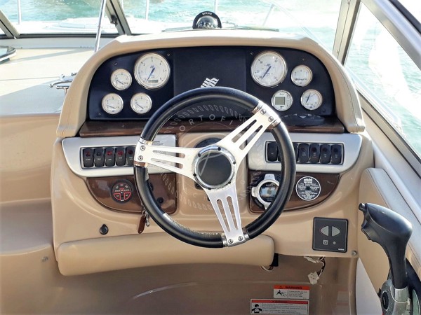 2010 FOUR WINNS V285