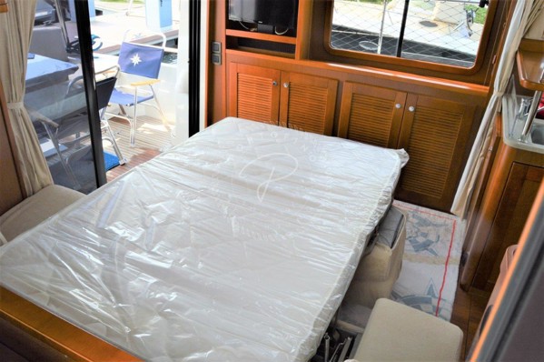 2015 BENETEAU SWIFT TRAWLER 44