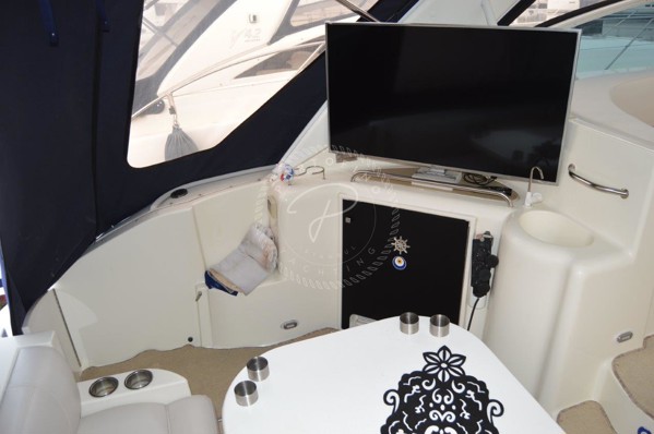 2005 CRUISERS YACHTS 400