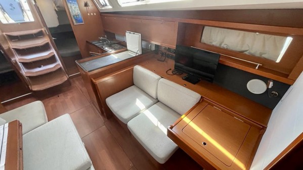 2016 BENETEAU OCEANIS 45