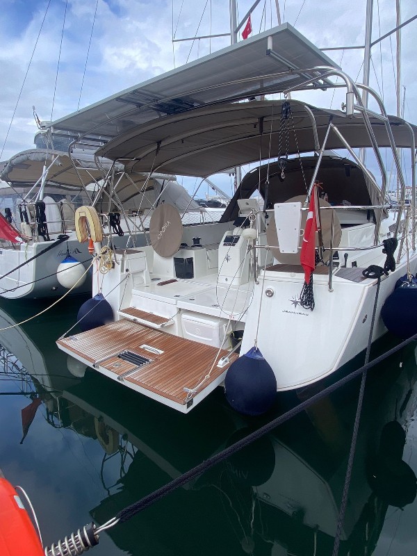2021 JEANNEAU SUN ODYSSEY 440