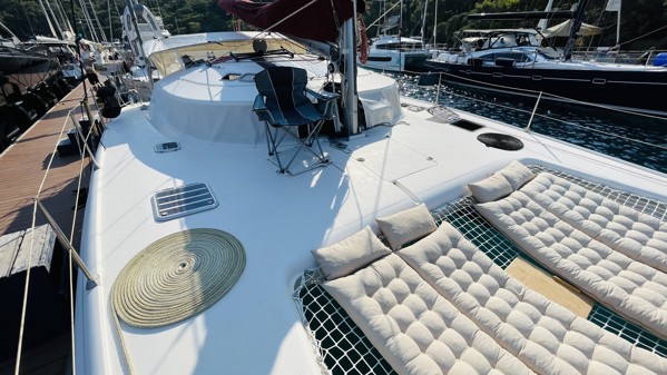 2005 FOUNTAINE PAJOT ATHENA 38