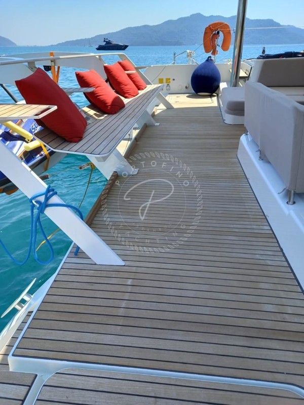 2013 LAGOON 52