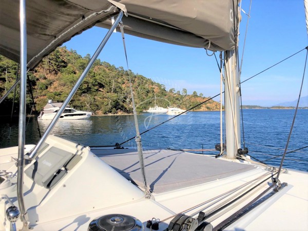 2011 LAGOON 450