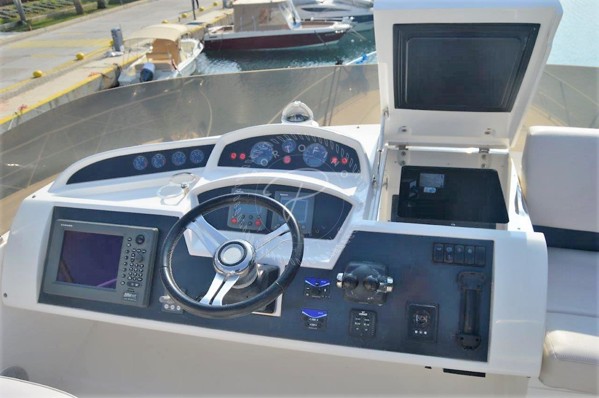 2008 PRINCESS 54