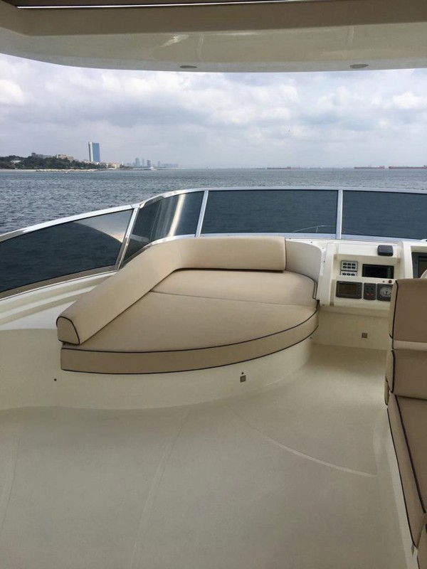 2008 AZIMUT 75 FLY