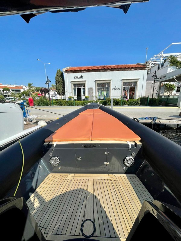 2018 RIBCO VENOM 44 