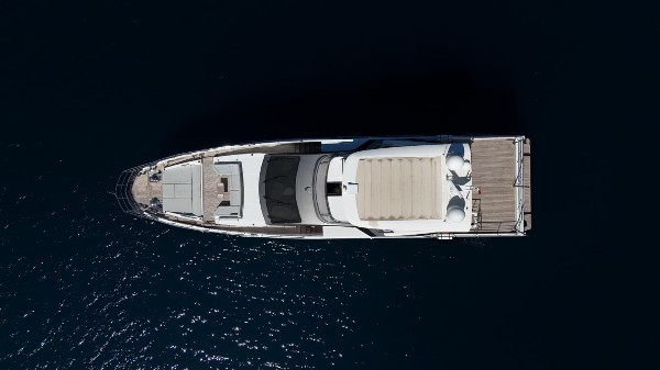 2022 AZIMUT GRANDE 27