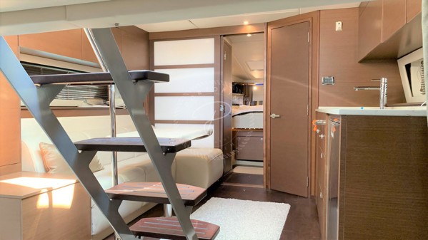 2012 SEA RAY 450 SUNDANCER