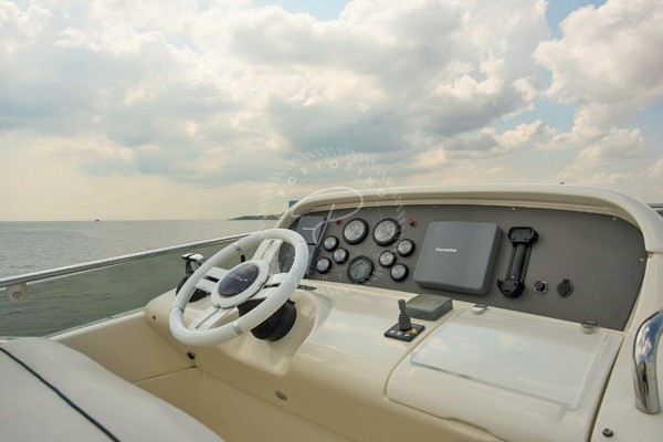 2005 AZIMUT 62