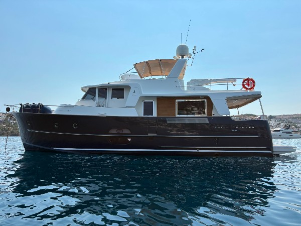 2011 BENETEAU SWIFT TRAWLER 52