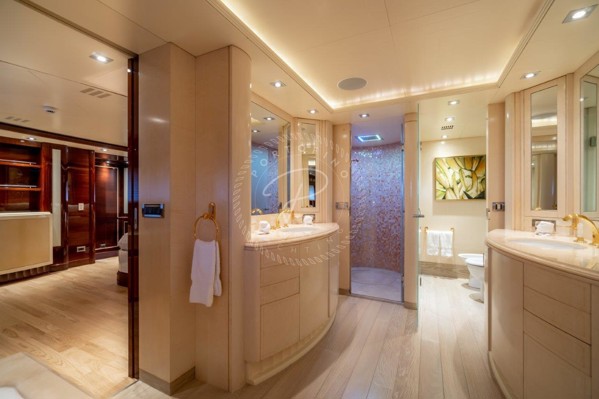 2007/2015 GOLDEN YACHTS CUSTOM 52M