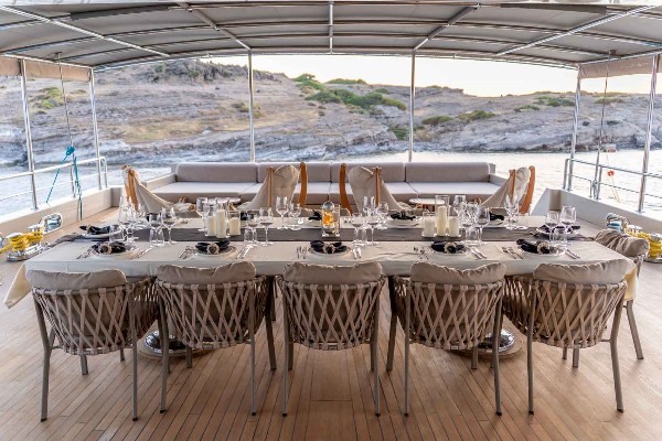 2024 MOTOR SAILOR 50 M