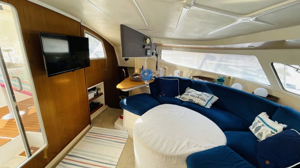 2005 FOUNTAINE PAJOT ATHENA 38