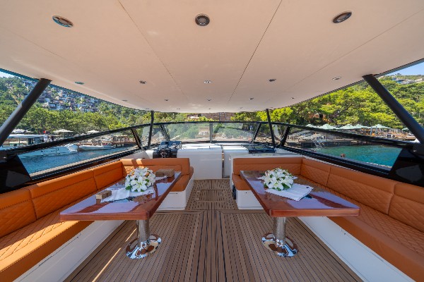 2025 MOTOR YACHT 18.5 M