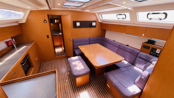 2016 BAVARIA 46 CRUISER