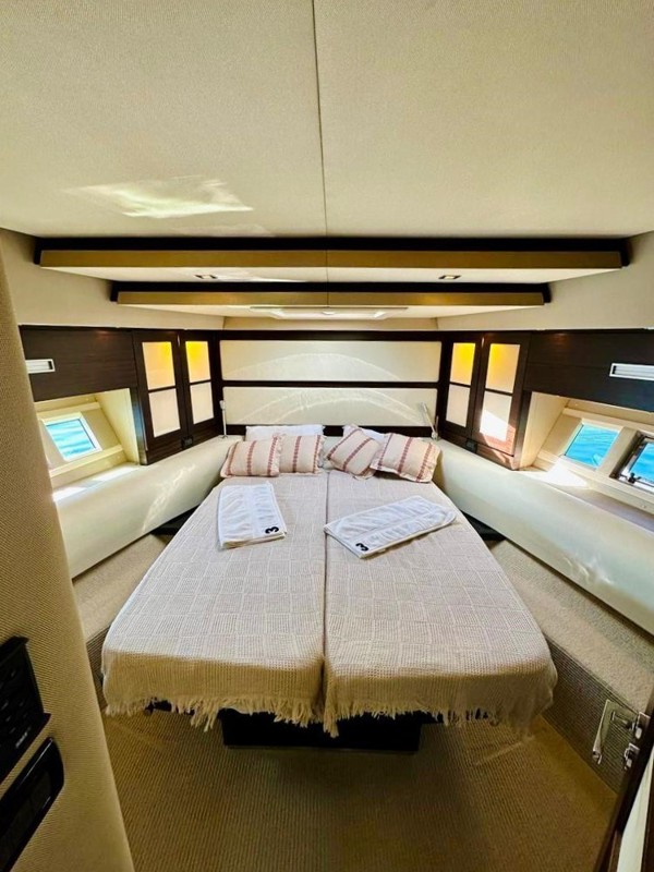 2012 AZIMUT 62S