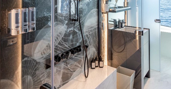 2024 MOTOR YACHT 37 M