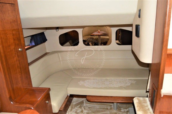 2005 CRUISERS YACHTS 400