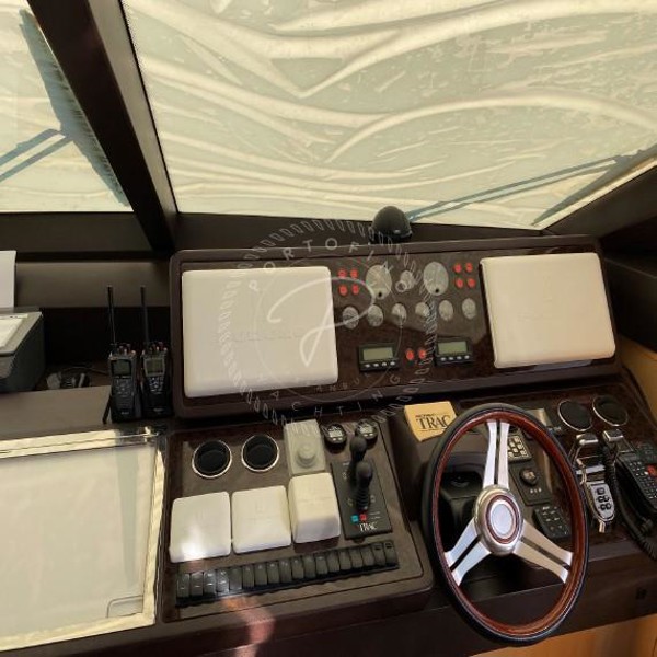 2010 PRINCESS 85