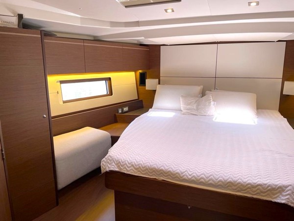 2021 BENETEAU OCEANIS 51.1