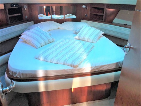 2011 VIKING MARIN 405 FLY