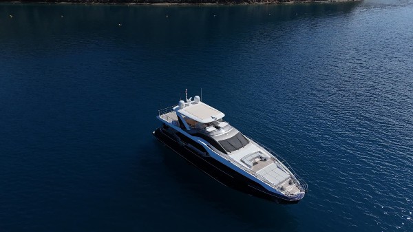 2022 AZIMUT GRANDE 27