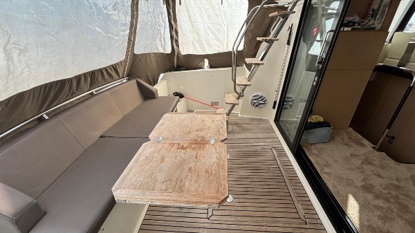 2015 PRESTIGE 420 FLY