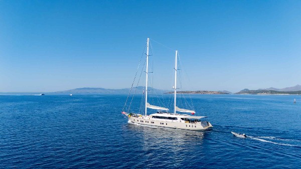 2024 MOTOR SAILOR 50 M