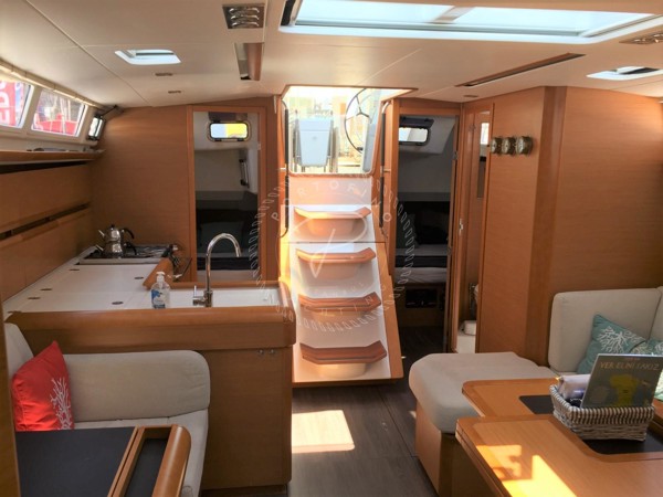 2015 JEANNEAU SUN ODSSEY 469
