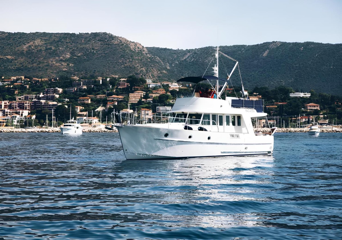 2009 BENETEAU SWIFT TRAWLER 42 - 13,6m tekne