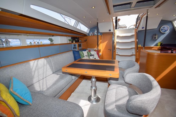 2013 JEANNEAU 57