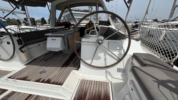 2014 BENETEAU OCEANIS 48