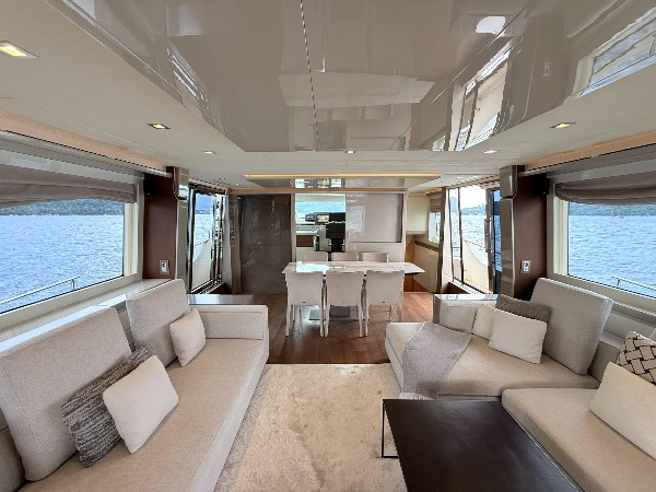 2020 MONTE CARLO YACHTS MCY 80