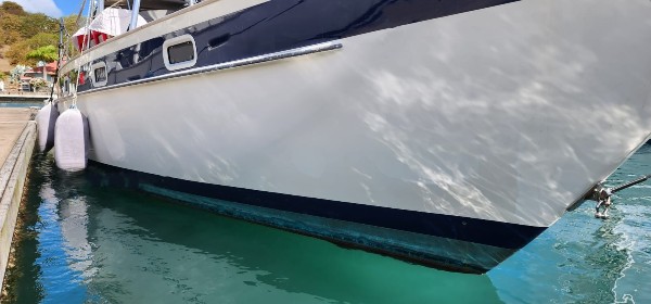 1985 HALLBERG-RASSY 38