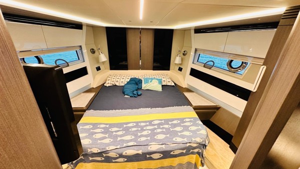 2019 AZIMUT S7