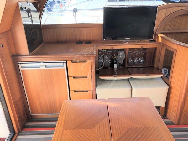 2011 VIKING MARIN 405 FLY