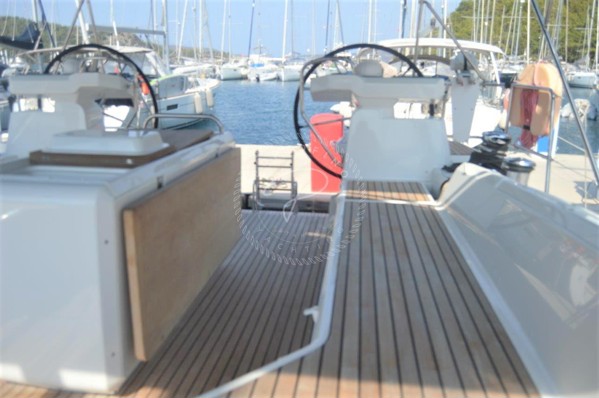 2016 JEANNEAU 54