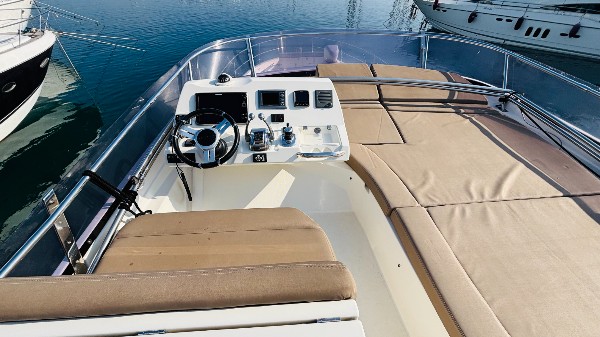 2013 PRESTIGE 500 FLY