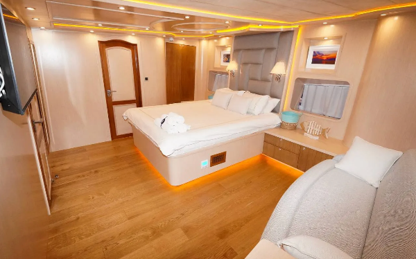 2008 LUXURY GULET 36M 